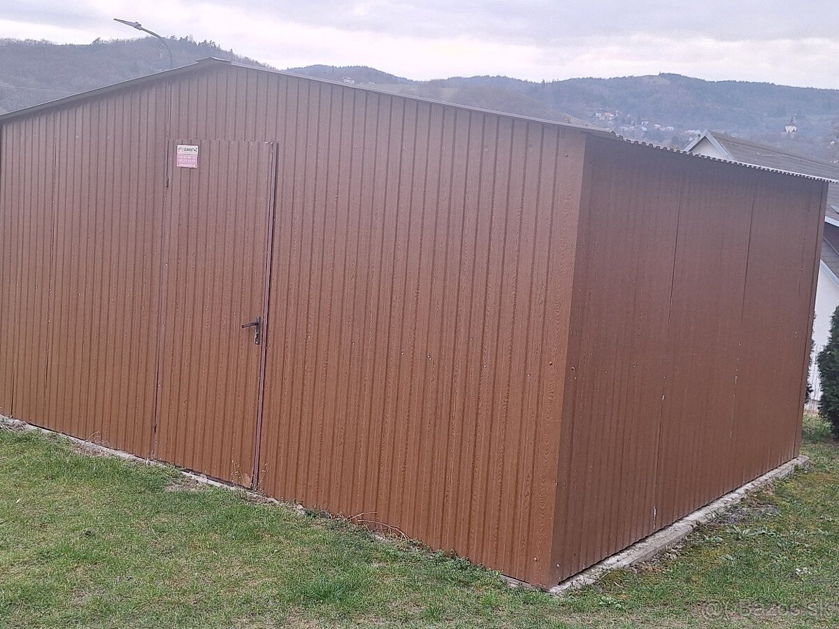 Záhradná plechová búda - 2