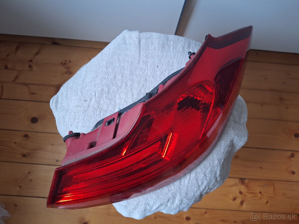 Zadné svetlo Opel Insignia - 2