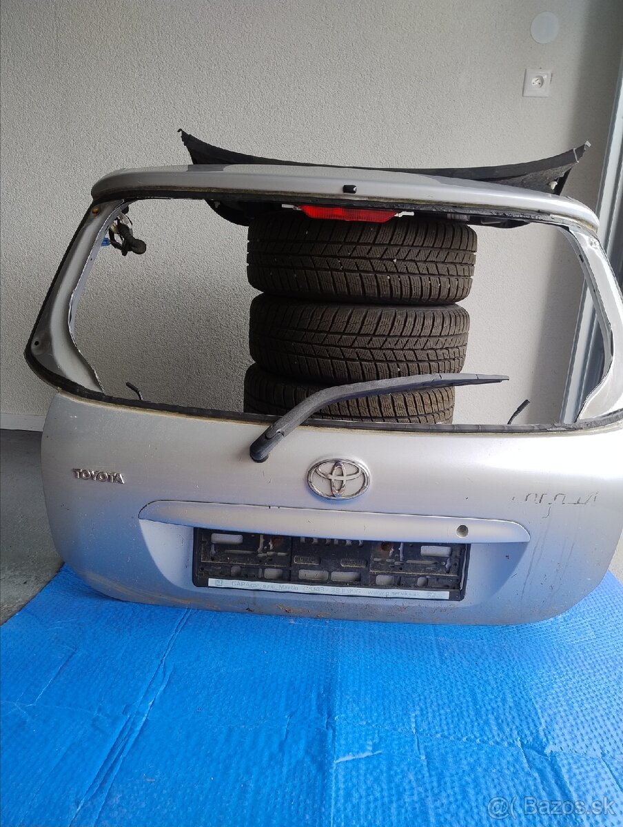 Toyota corolla zadné dvere - 2