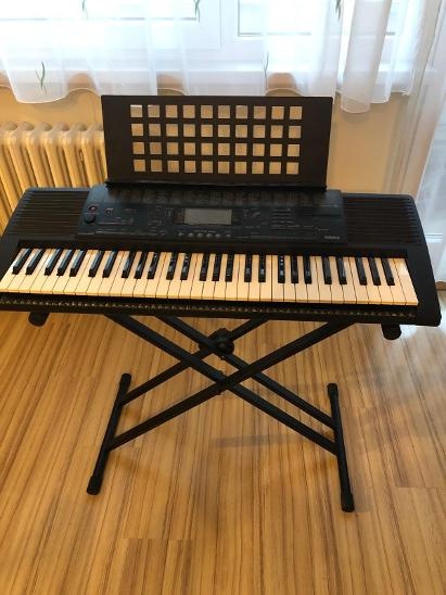 Yamaha PSR-320 - 2