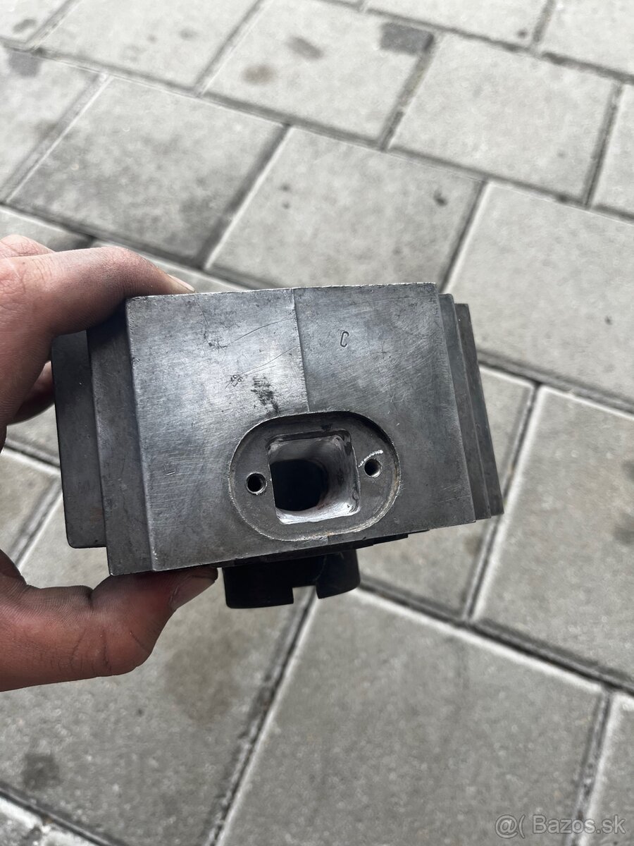 Upraveny valec Babetta 210 - 2