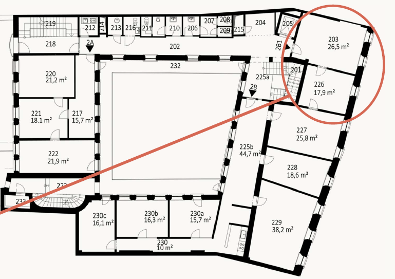 2-kancelária 44,4m2 s možnosťou parkovania v historickej bud - 2