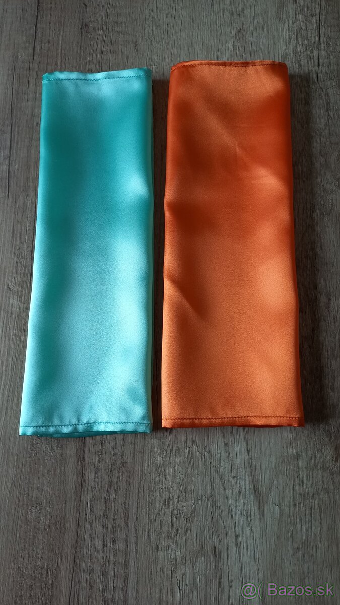 Saténové obrúsky. - 2
