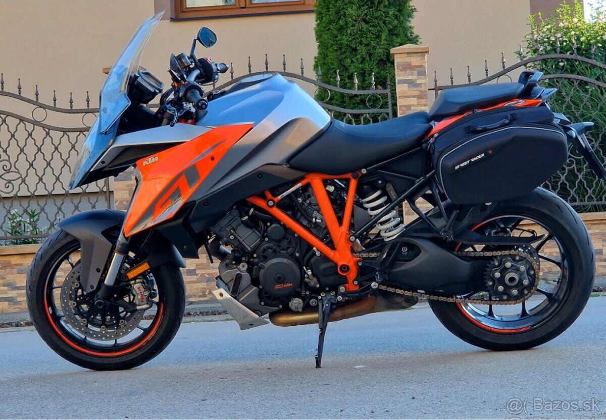KTM SUPERDUKE 1290 GT - 2