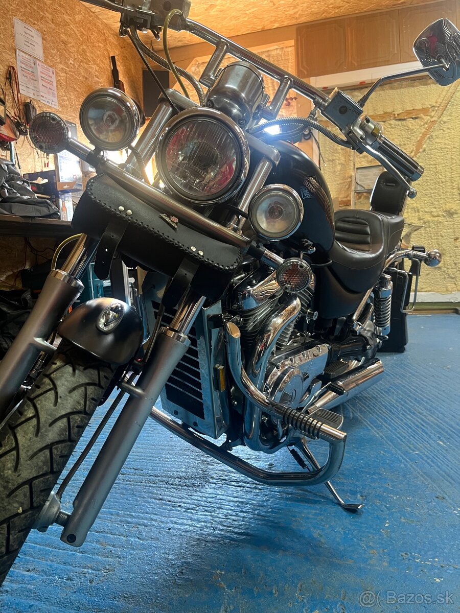 Suzuki Intruder VS800 GL - 2