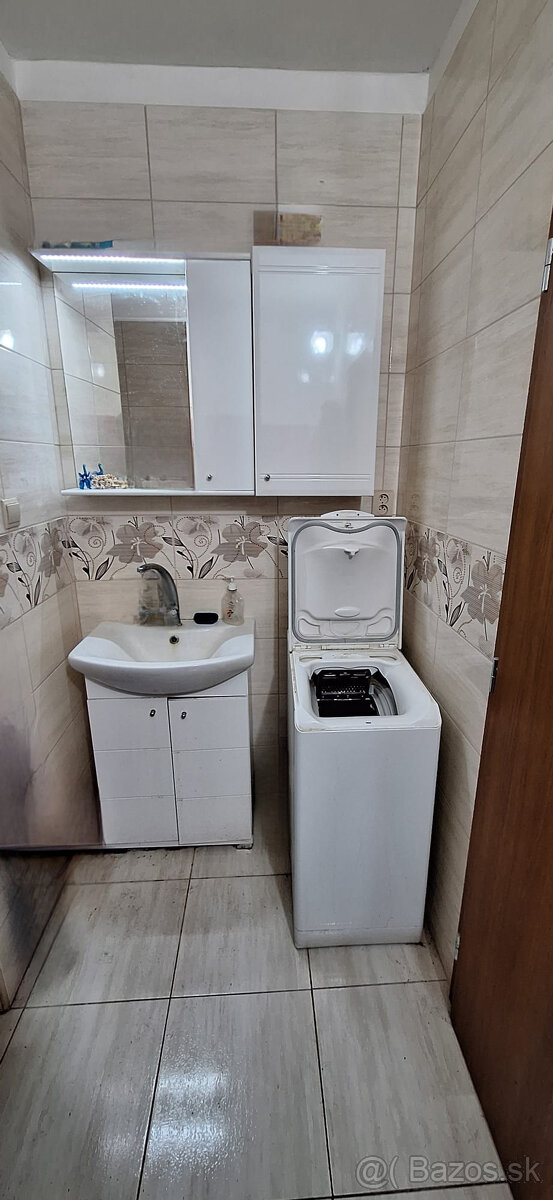 2 izbový byt s loggiou - 2