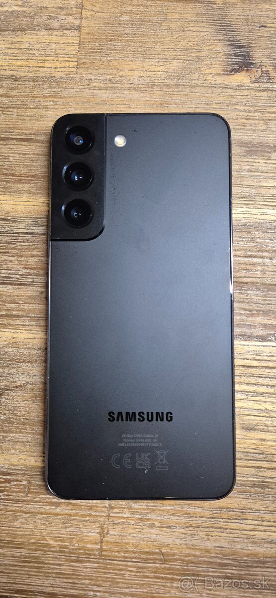 Samsung Galaxy S22 - 2