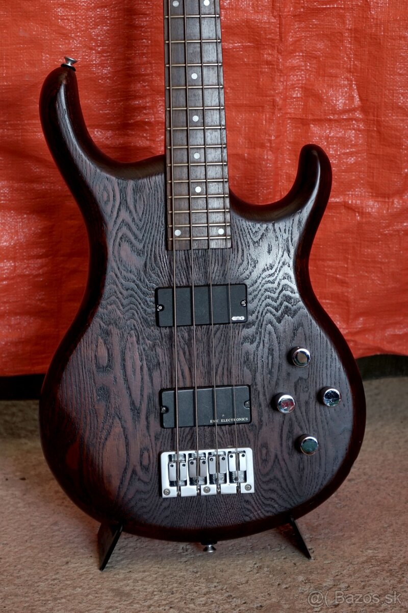 basgitara Tanglewood Warrior 2 - 2