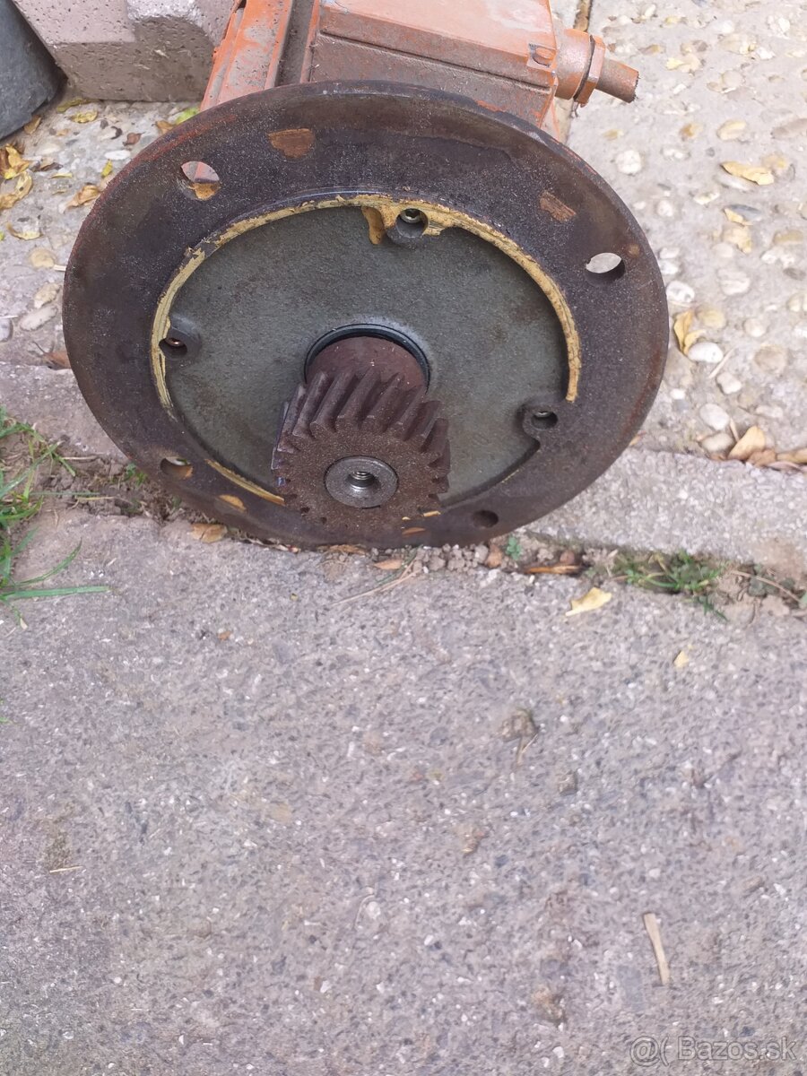 Prevodovka s motorom - 2