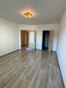 Prenájom 3i bytu, Dolná ulica, centrum, Banská Bystrica. - Widok 2