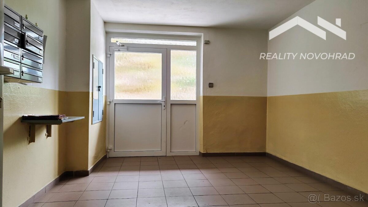 Predaj 2,5 izbového bytu - Hnúšťa - 2
