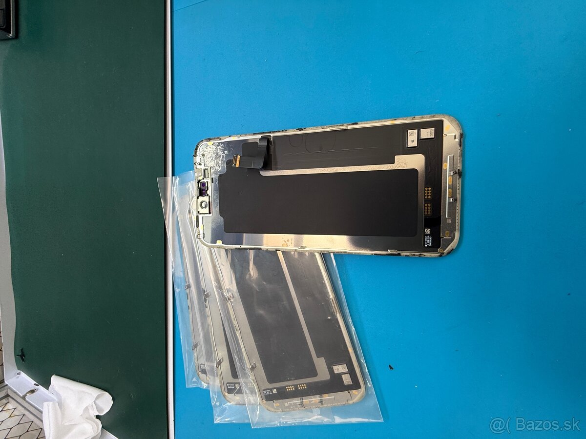 iPhone 17 pro max original displej - 2