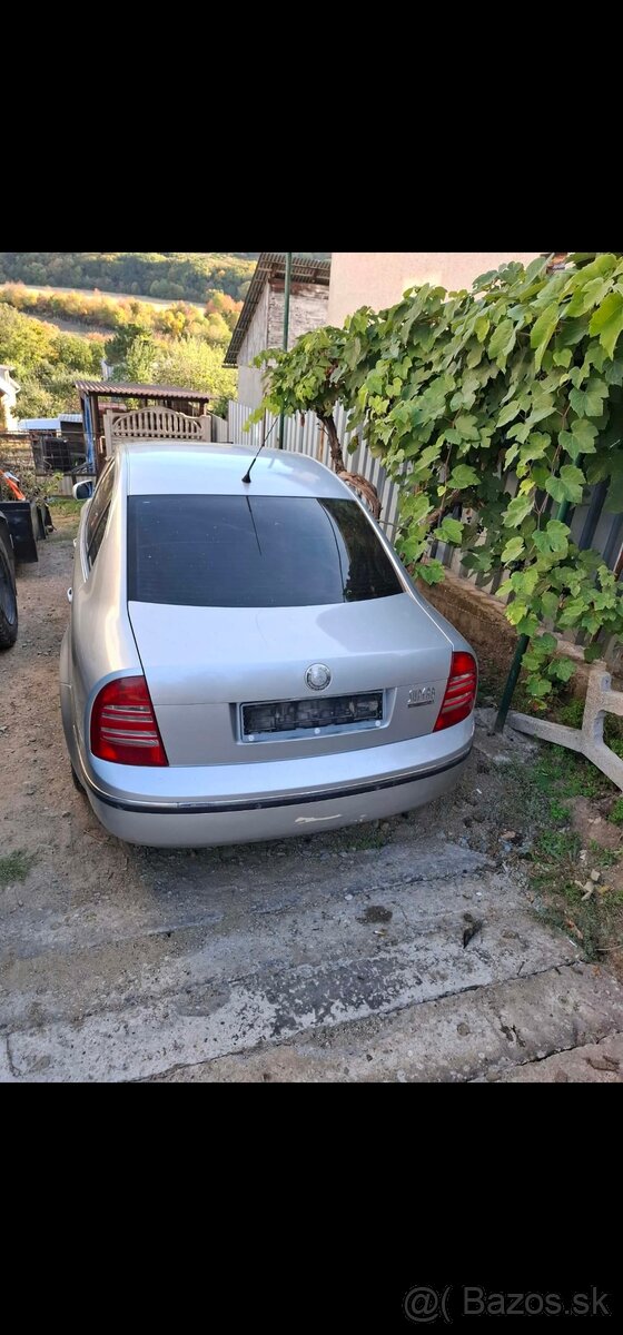 Rozpredám superb 2.5tdi - 2