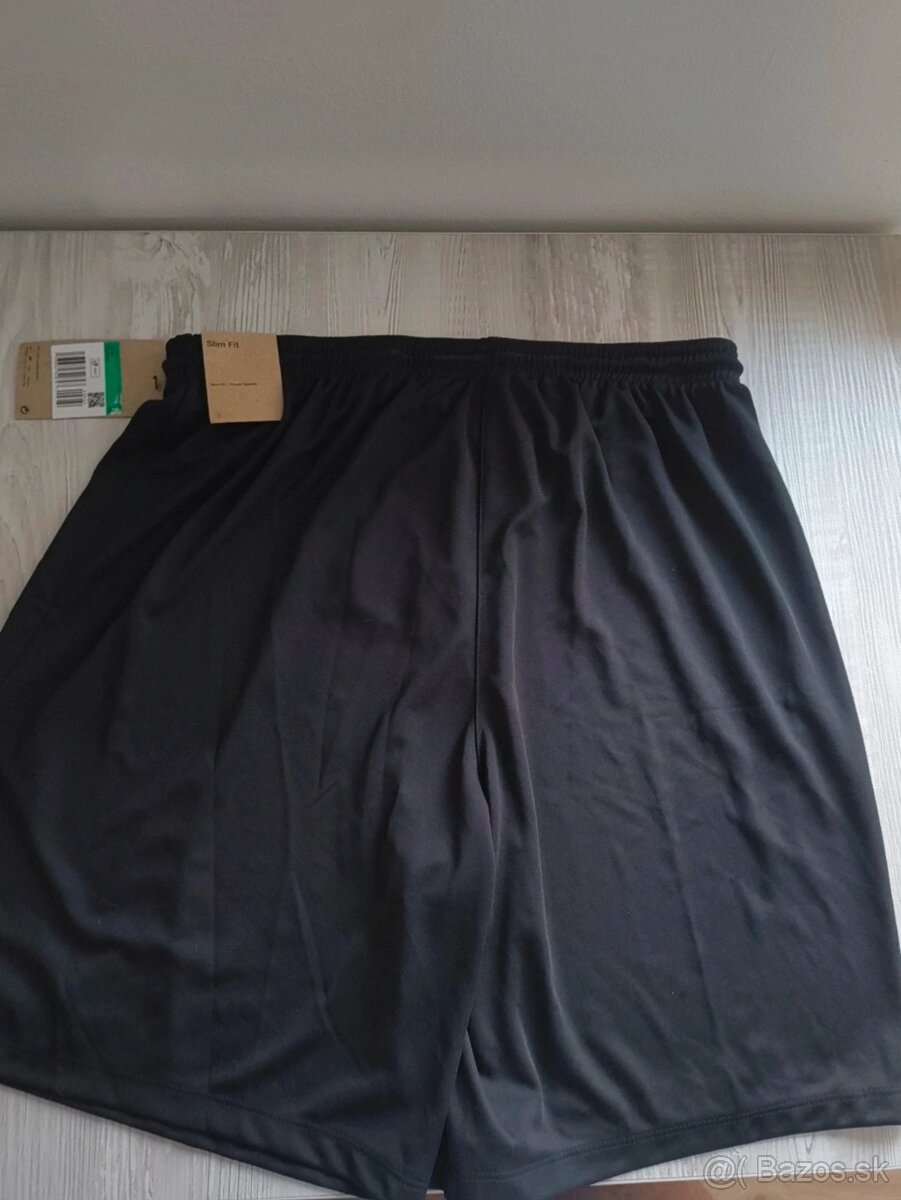 Predám Textilné Šortky Nike - 2