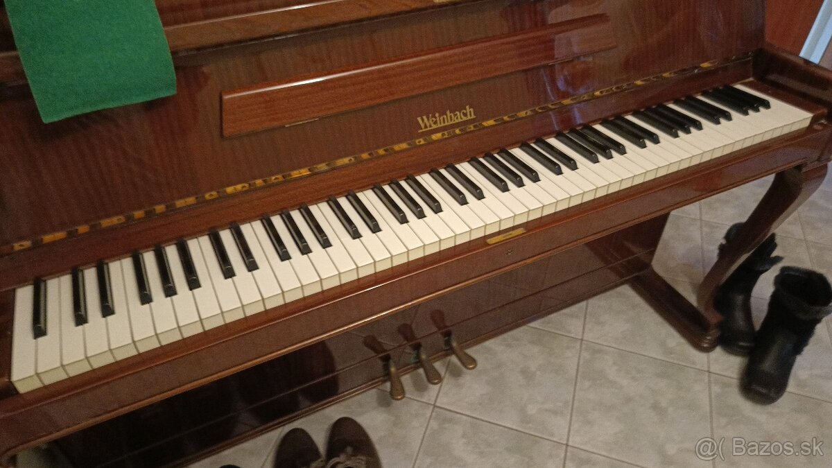 Predam Klavir Weinbach - 2