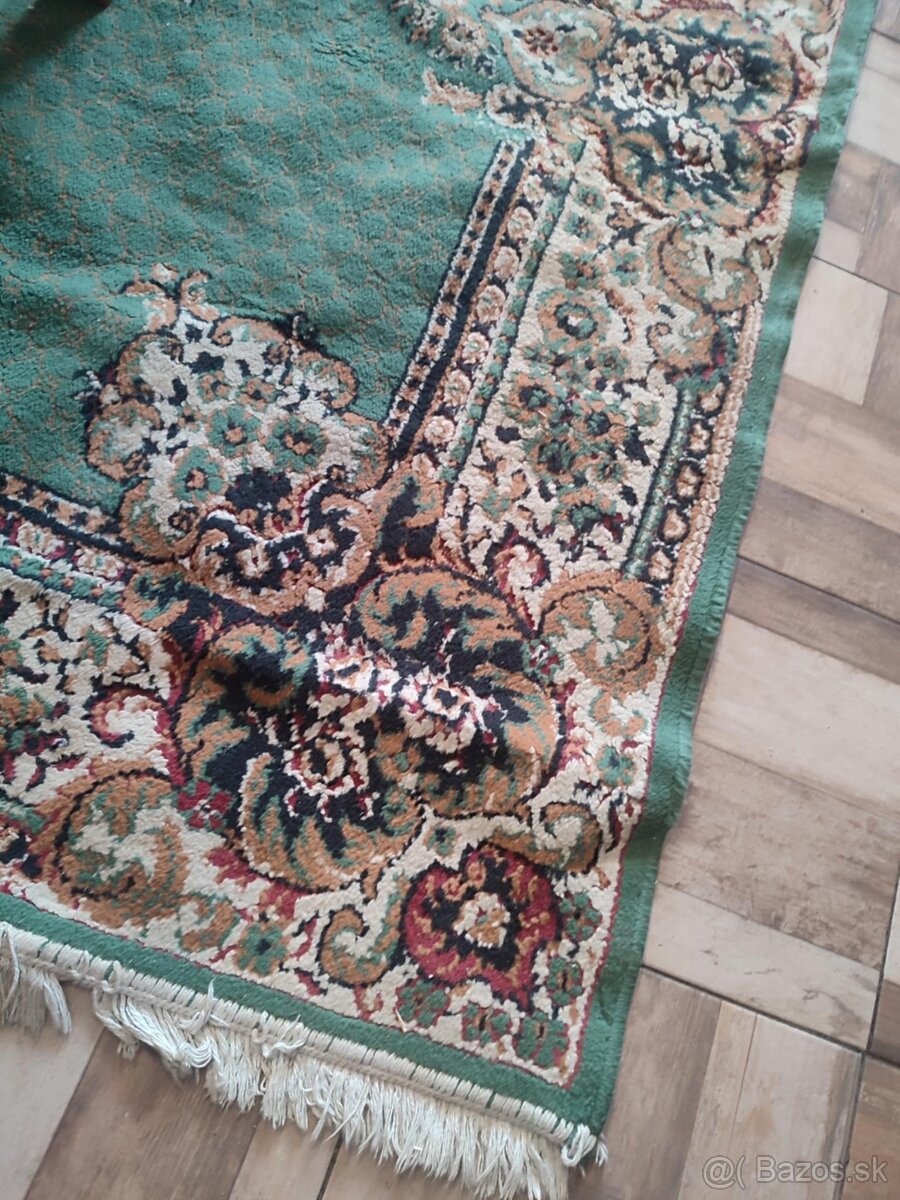 2xzeleny persky koberec - 2