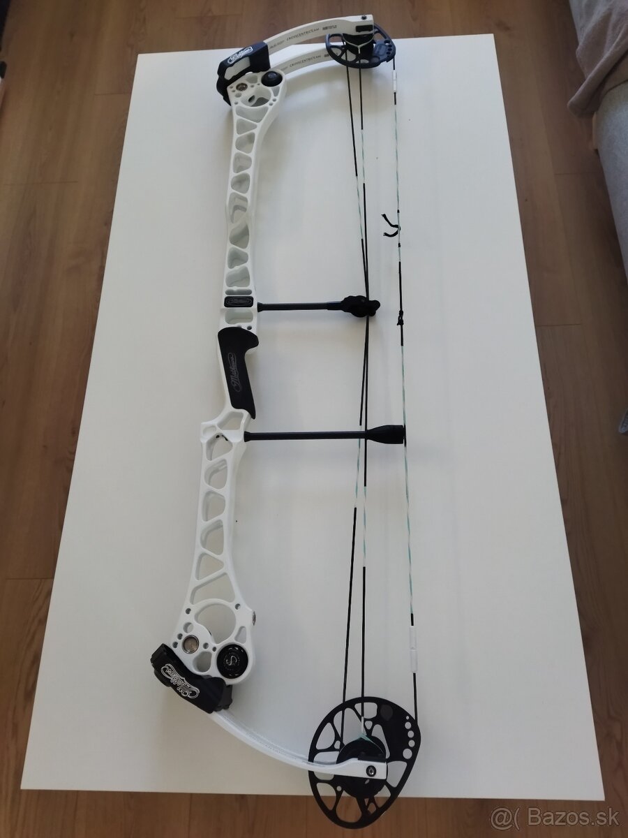 Mathews TRX8 40" - 2