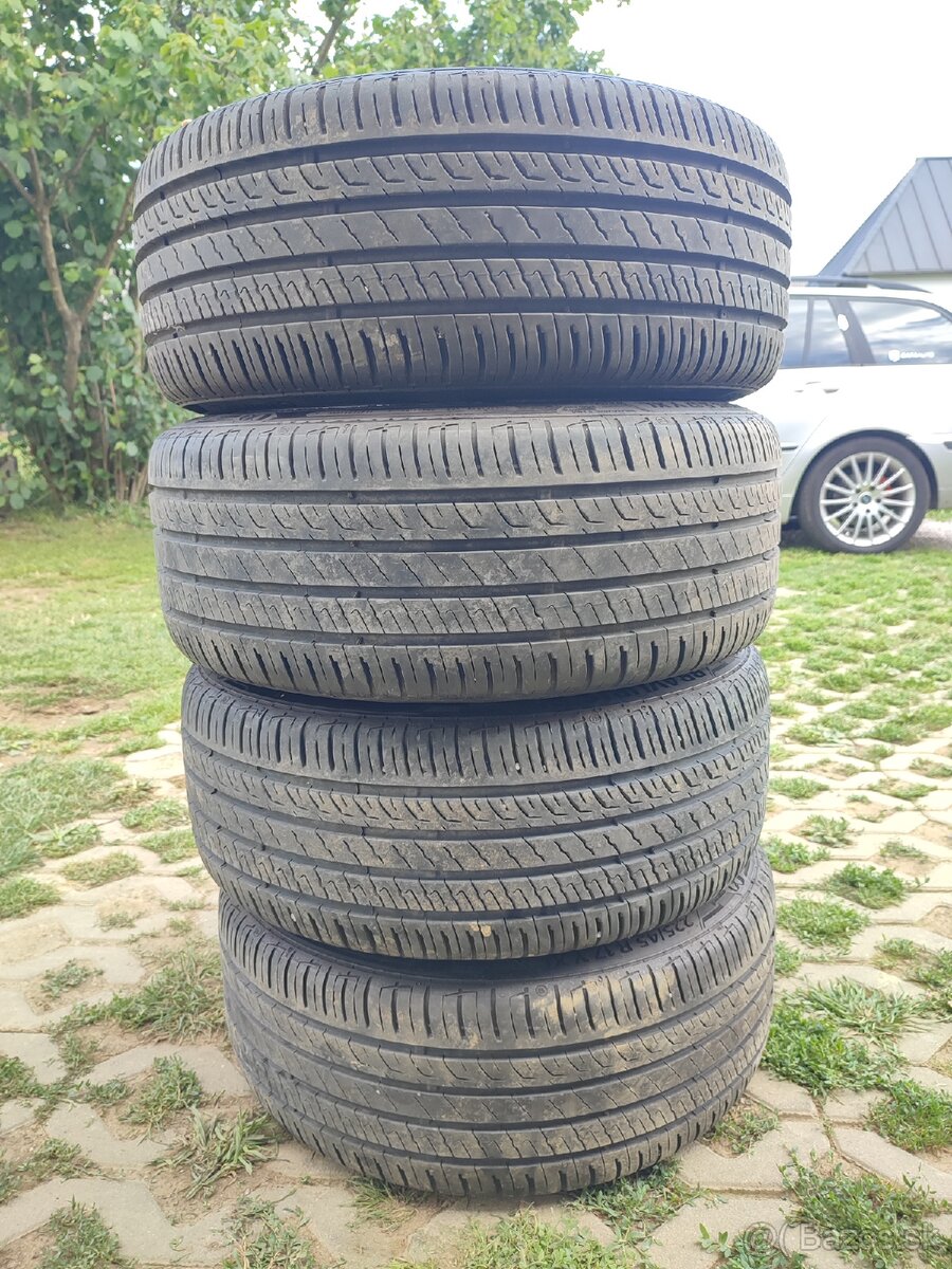 225/45R17 - 2