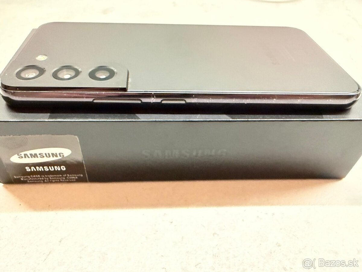 Samsung Galaxy S22 128GB/8GB - 2