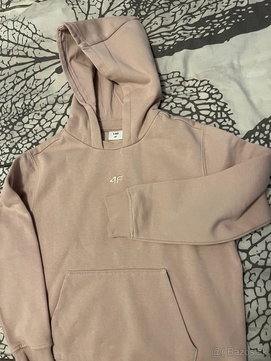 Predám mikinu pre dievča 4F - 2