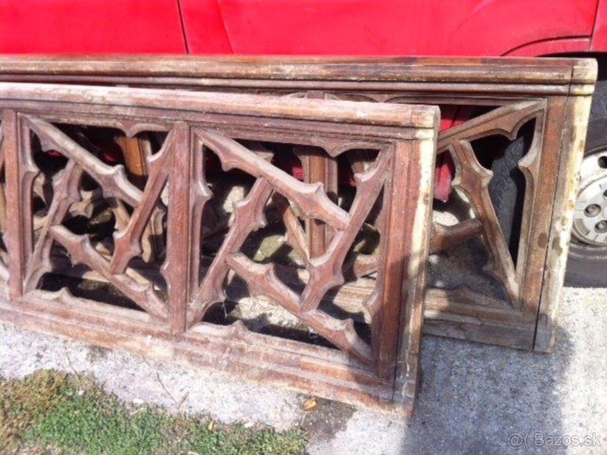 Neogotická ohrada, kaštiel , starožitna komoda , - 2