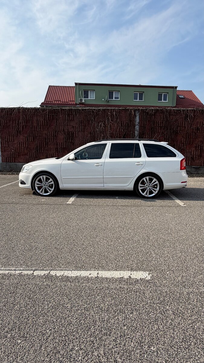 Škoda Octavia 2 Rs DSG - 2