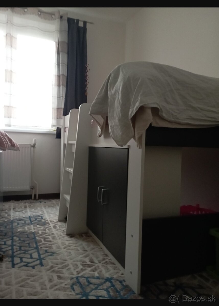 Vyvýšená posteľ - 2