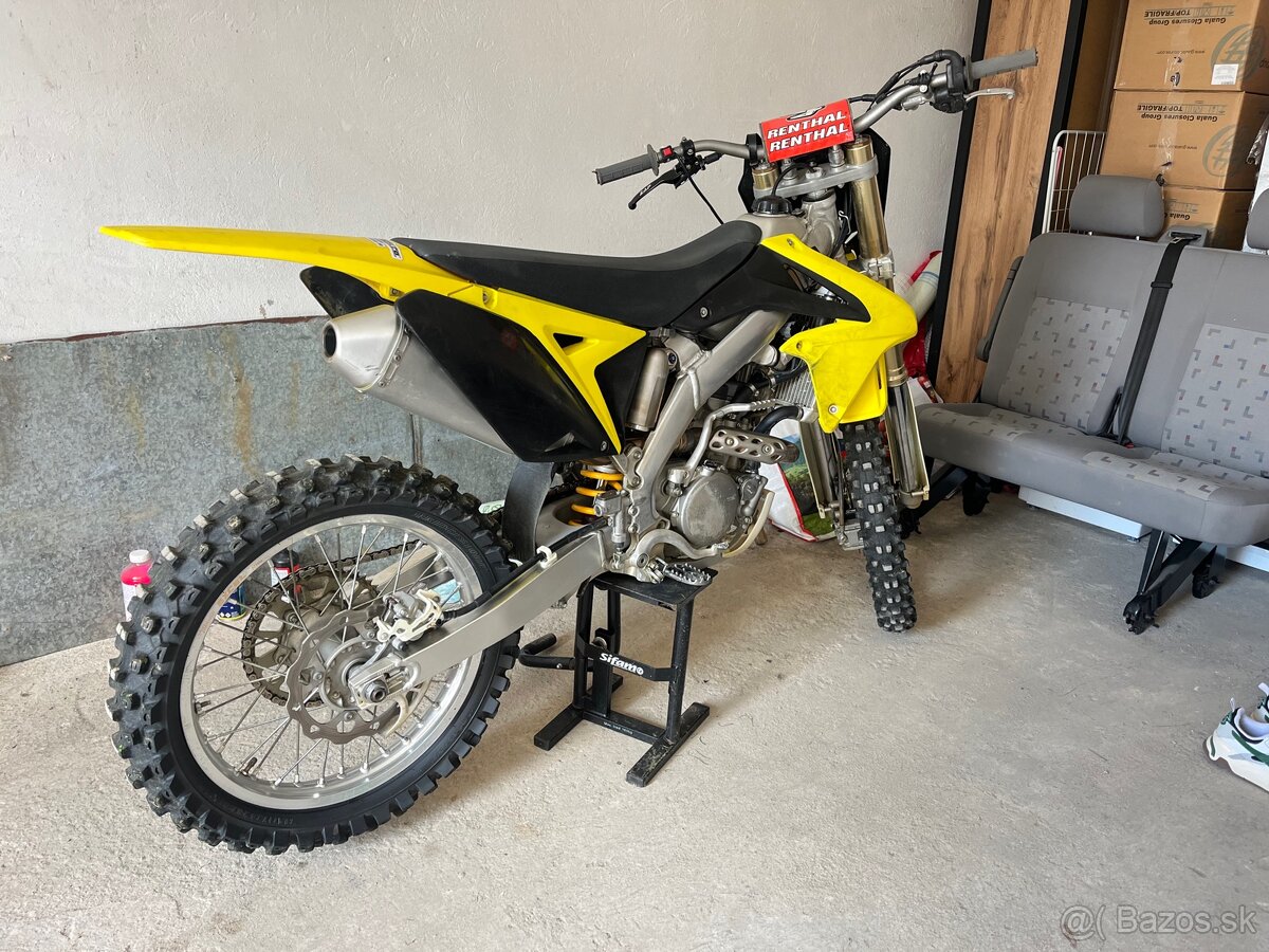 Suzuki rmz 250