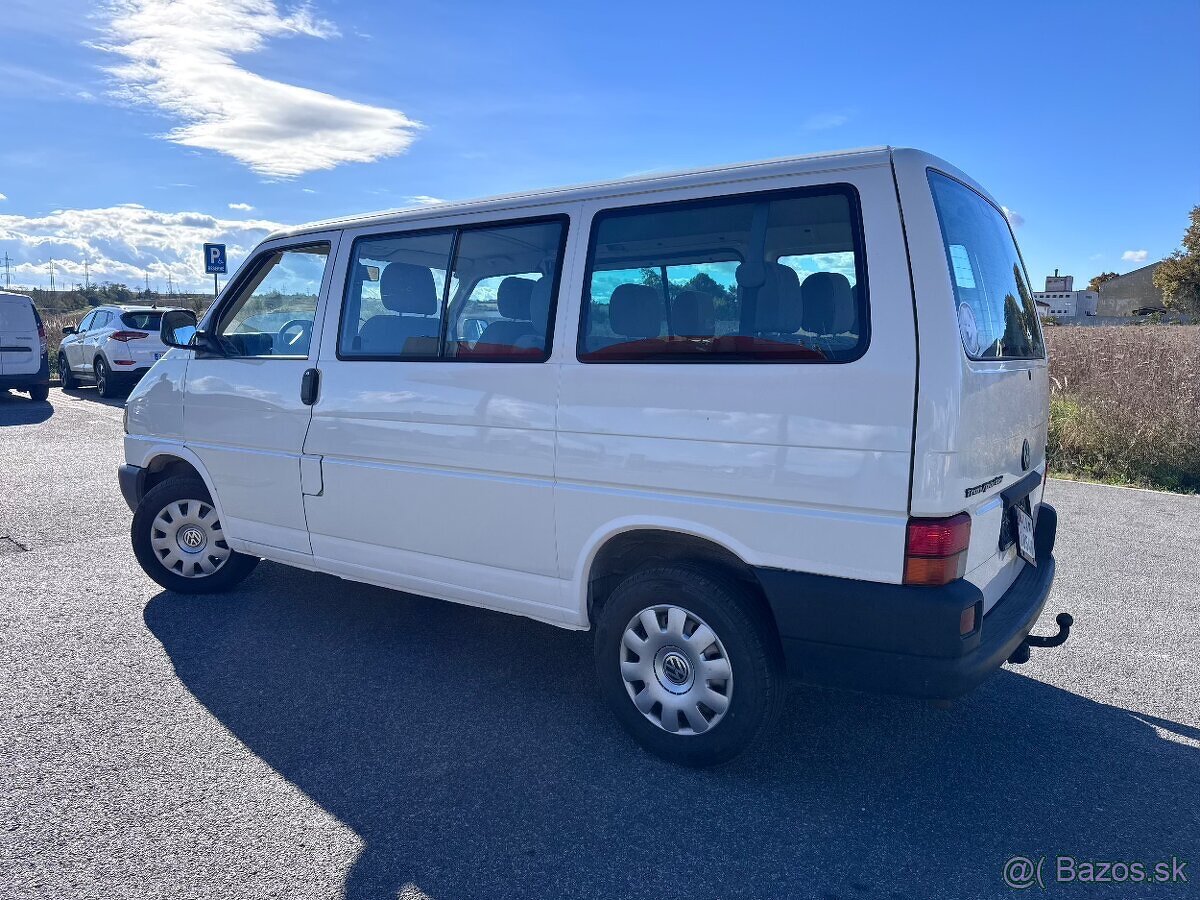 VW Volkswagen Transporter 2.5 TDI 8-miestny - 2
