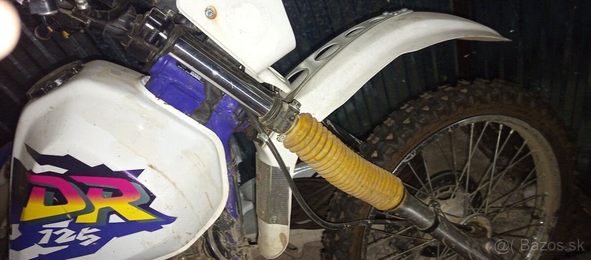 Suzuki dr 125