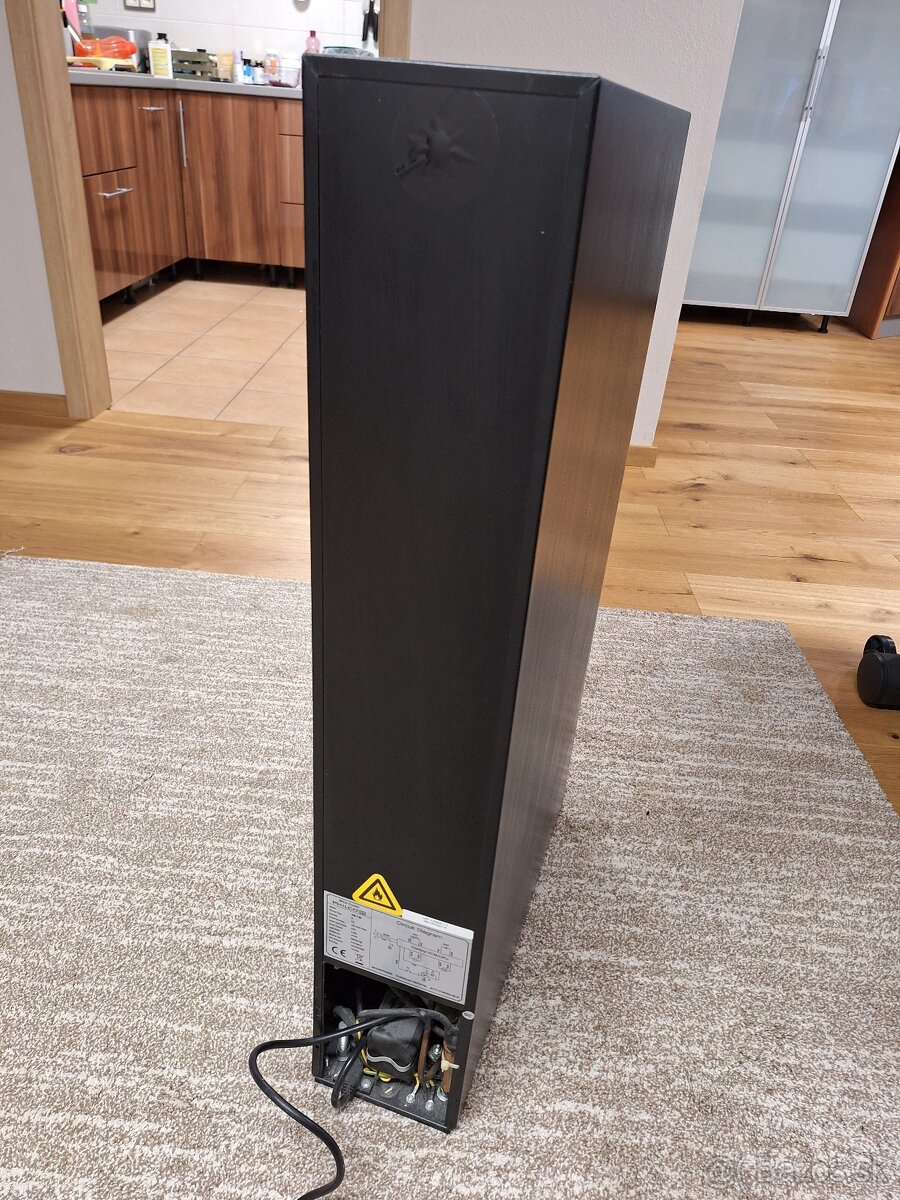 Vinotéka / chladnička na víno - Philco - 2