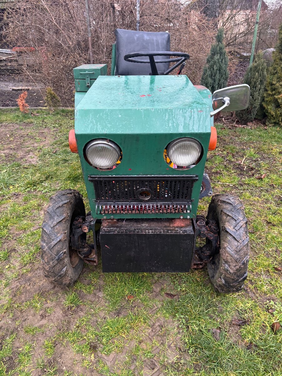 Predám malotraktor - 2