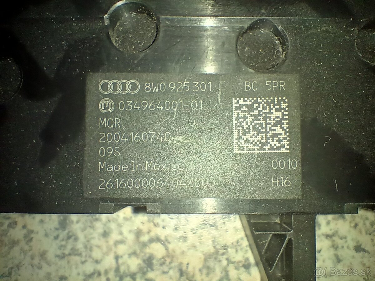 Predám panel AUDI A4 B9 - 2