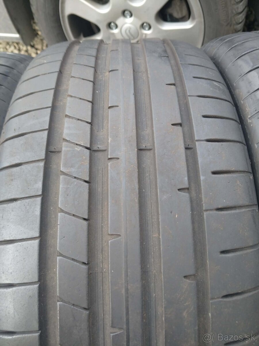 255/45 R 18 letné. - 2