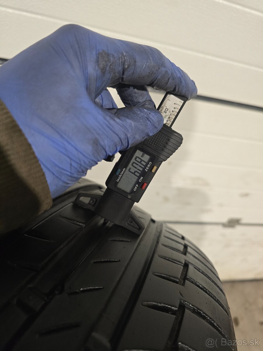 Letné Pneu Continental 225/45 R19 - 2