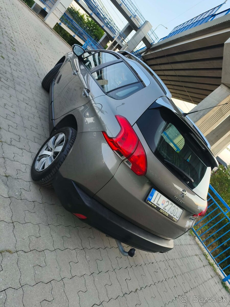 Predám Peugeot 2008 1.2 puretech - 2