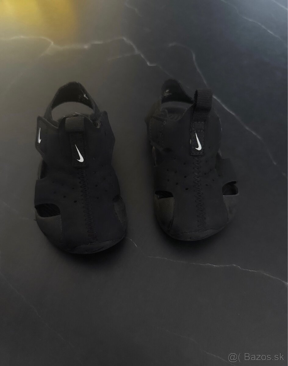 Detské letné sandálky Nike - 2