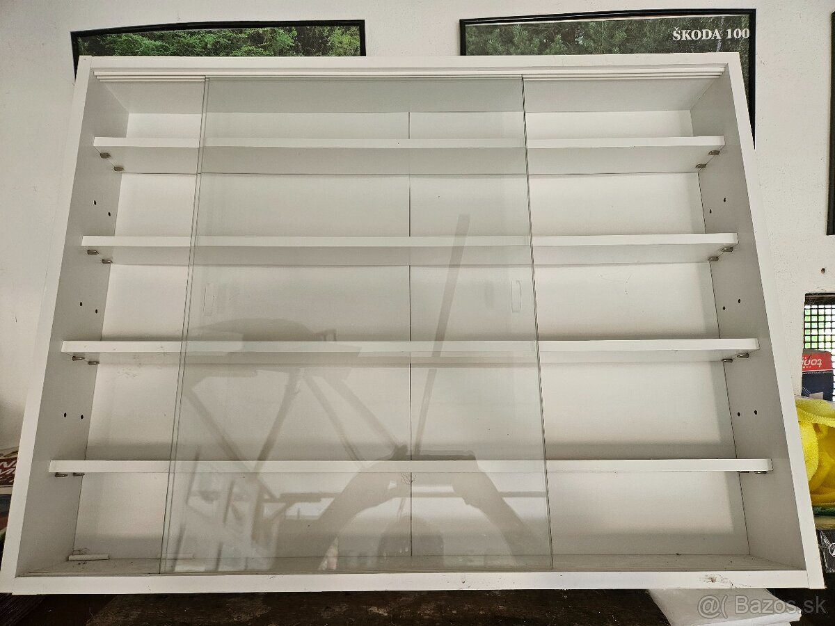 Vitrina na modely aut 1:43 - 2