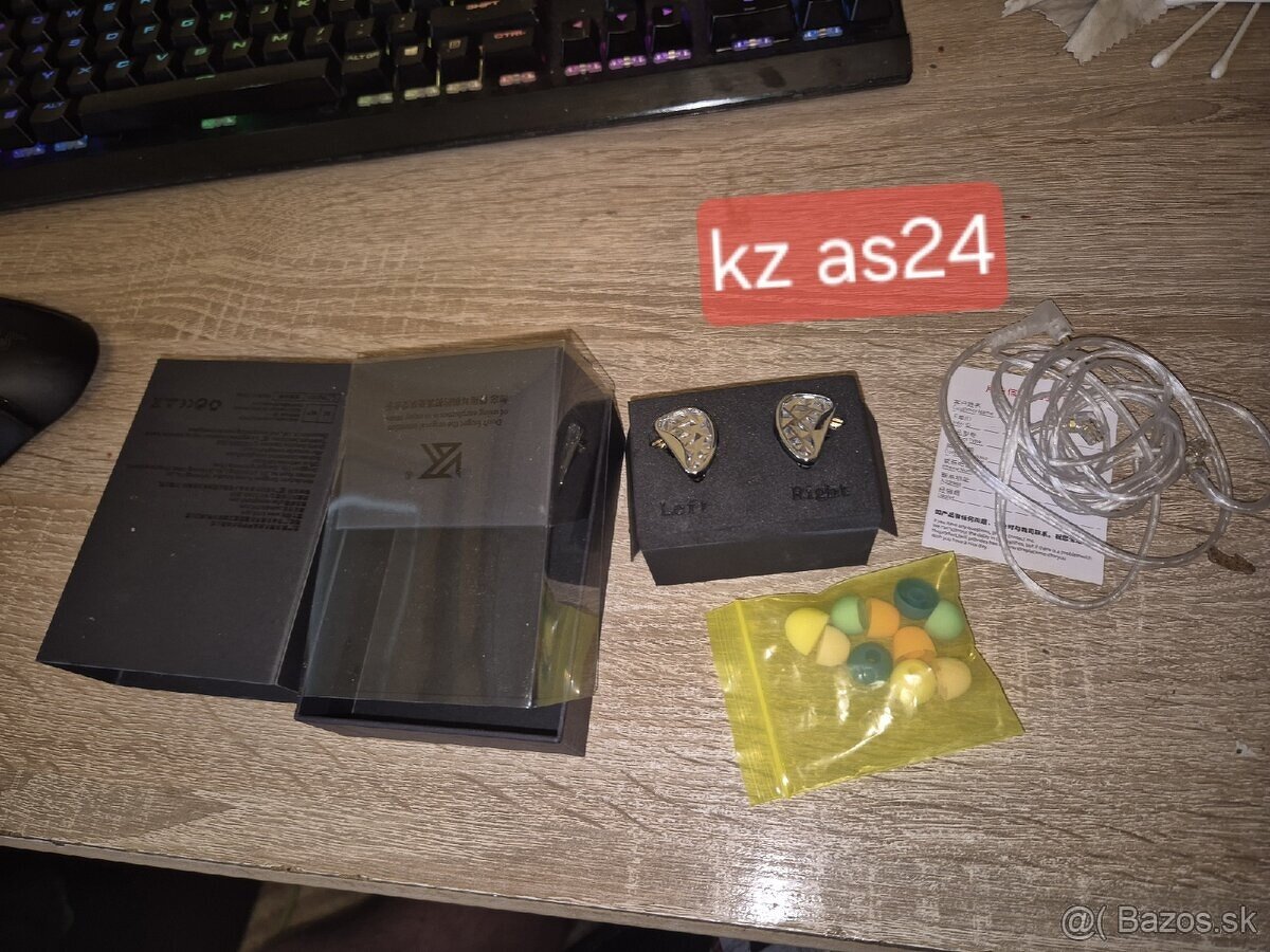 Iem,in ear monitory - 2