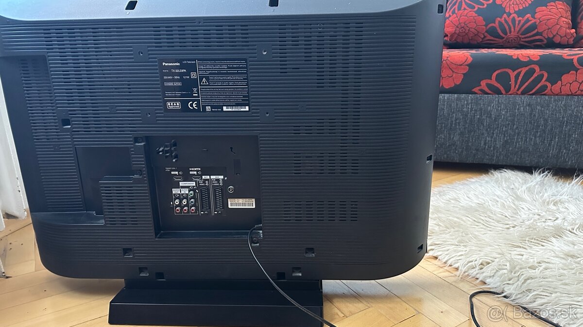 Panasonic TX-32LE8PA - 2