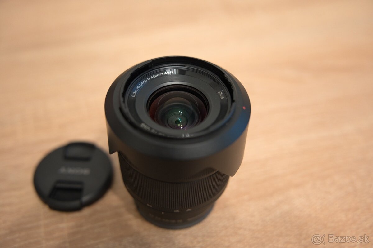 Sony 28-70mm f/3.5-5.6 OSS - 2