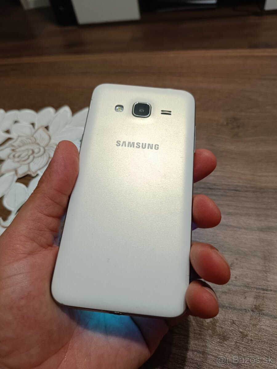 Samsung Galaxy J3 - 2