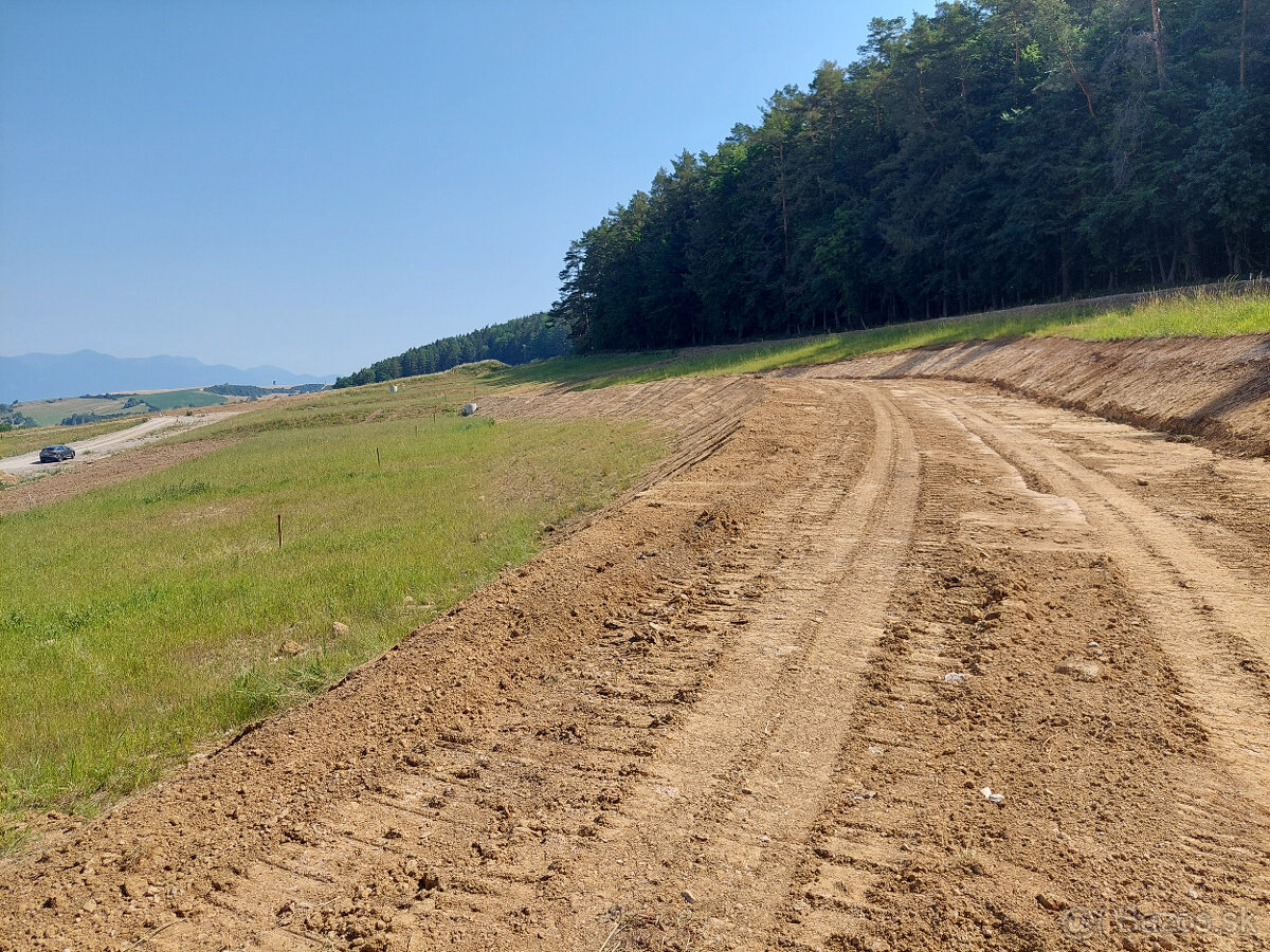 PREDAJ STAVEBNÝ POZEMOK NECPALY - 2