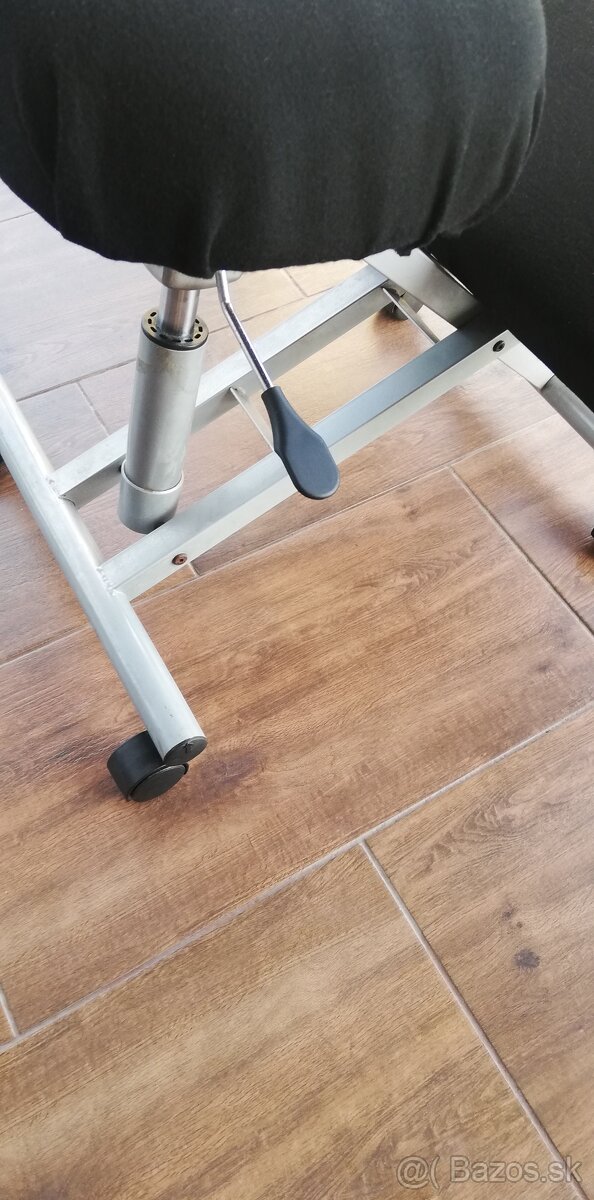 Kľakacia stolička - VYSOKA NOSNOST - 2