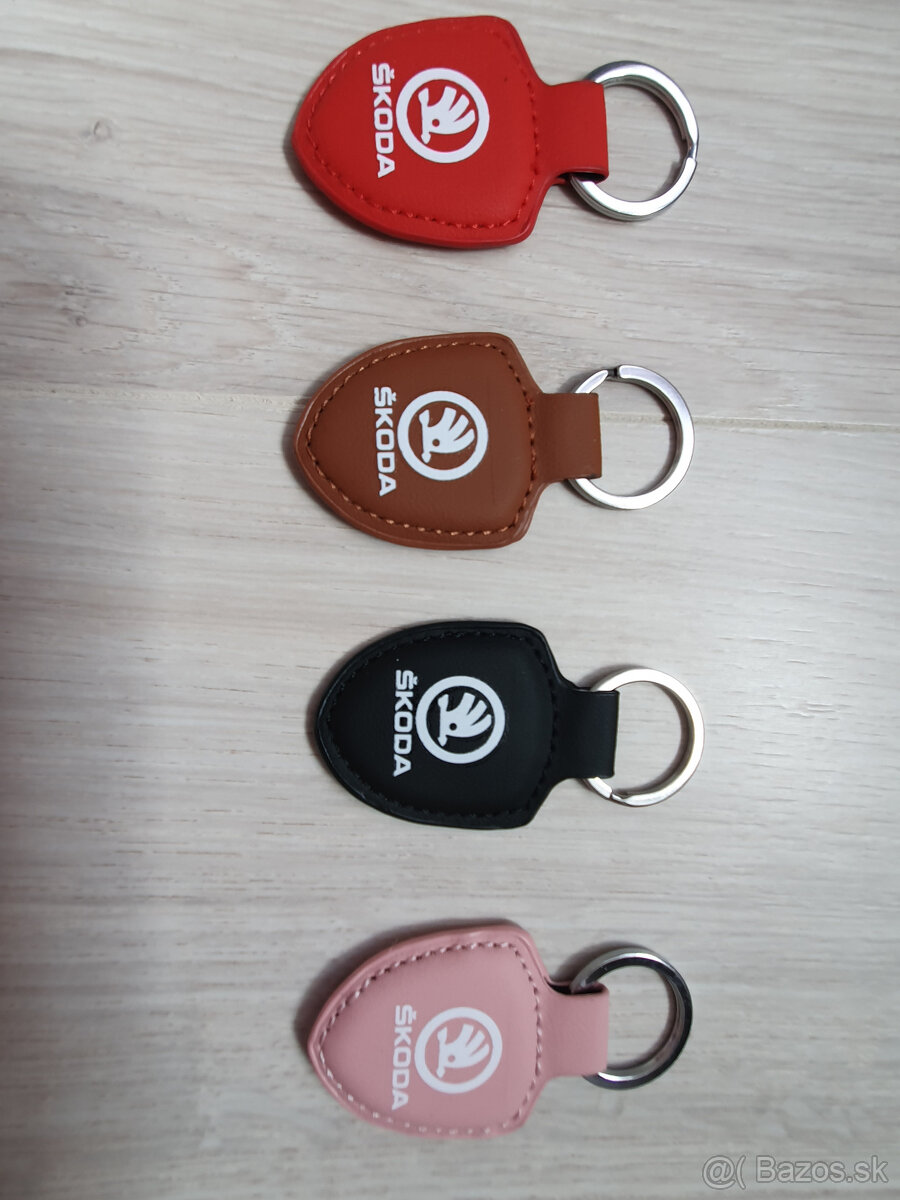 pekná klúčenka škoda viac farieb - 2