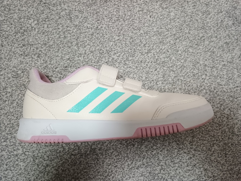 Dievčenské tenisky Adidas EU38 - 2