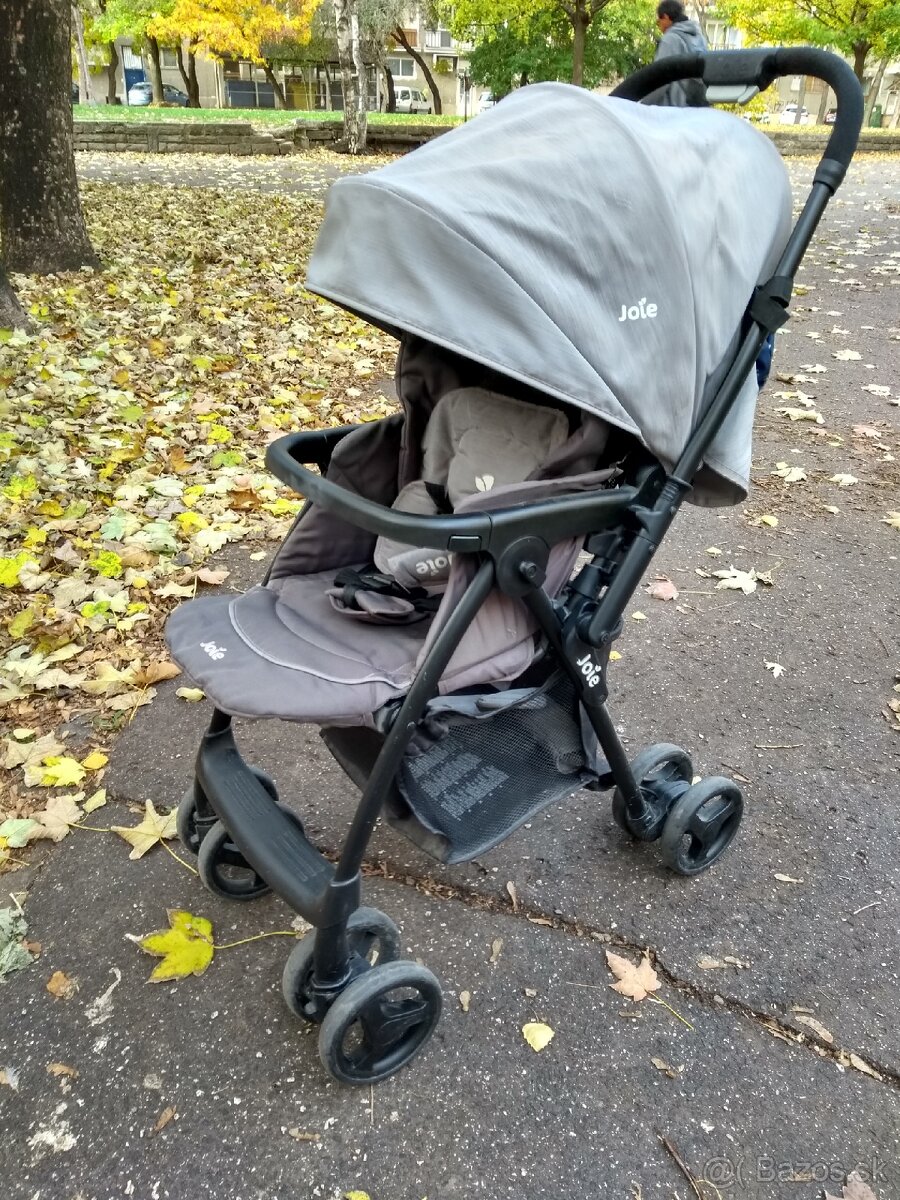 spotrovy kocik Joie - minimalne pouzivany. - 2