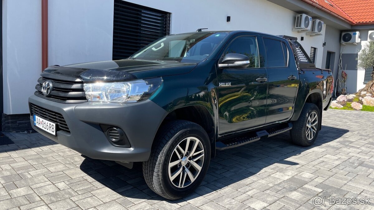 TOYOTA HILUX - PREDAJ AJ NA SPLÁTKY