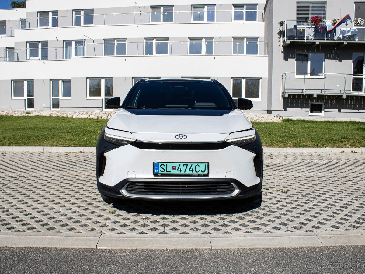 Toyota bZ4X BEV 71,4 kWh Executive AWD XMODE - 2