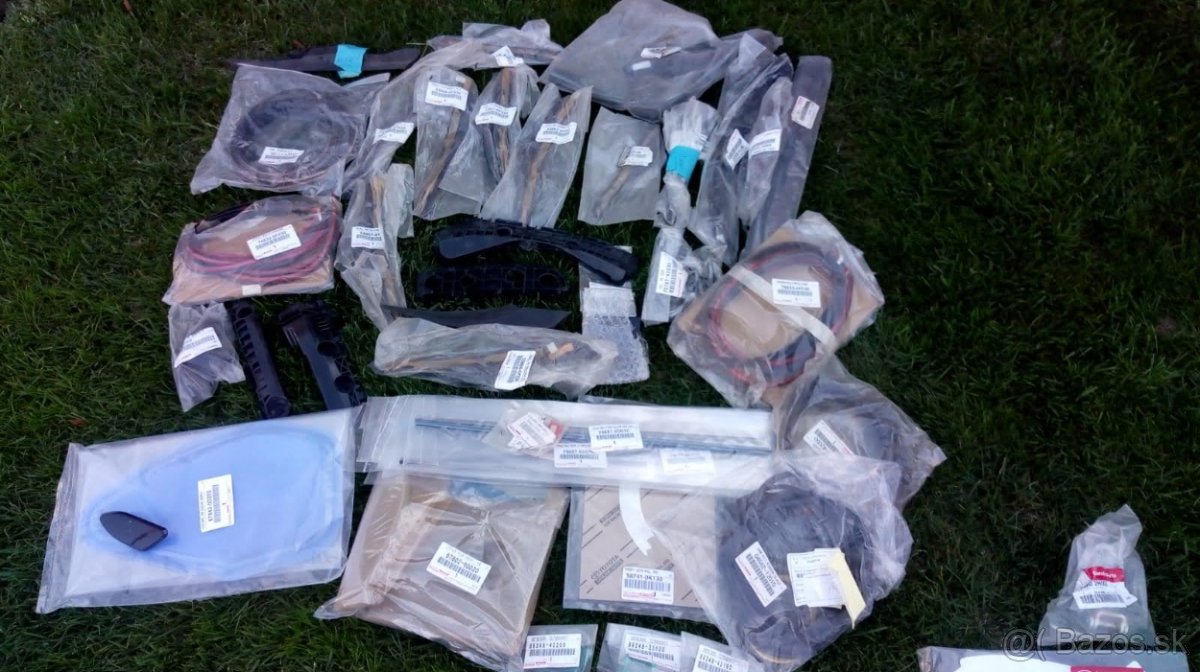 Rozne veci pre Mercedes, Kia, Toyota, Ford - cena dohodou - 2